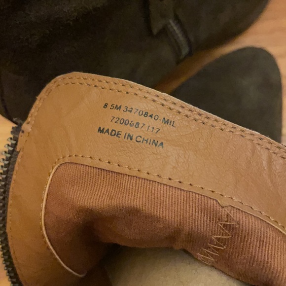 Frye & Co Brown Suede Booties - Picture 3 of 5